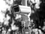 Technologies de surveillance et travail policier : un débat houleux